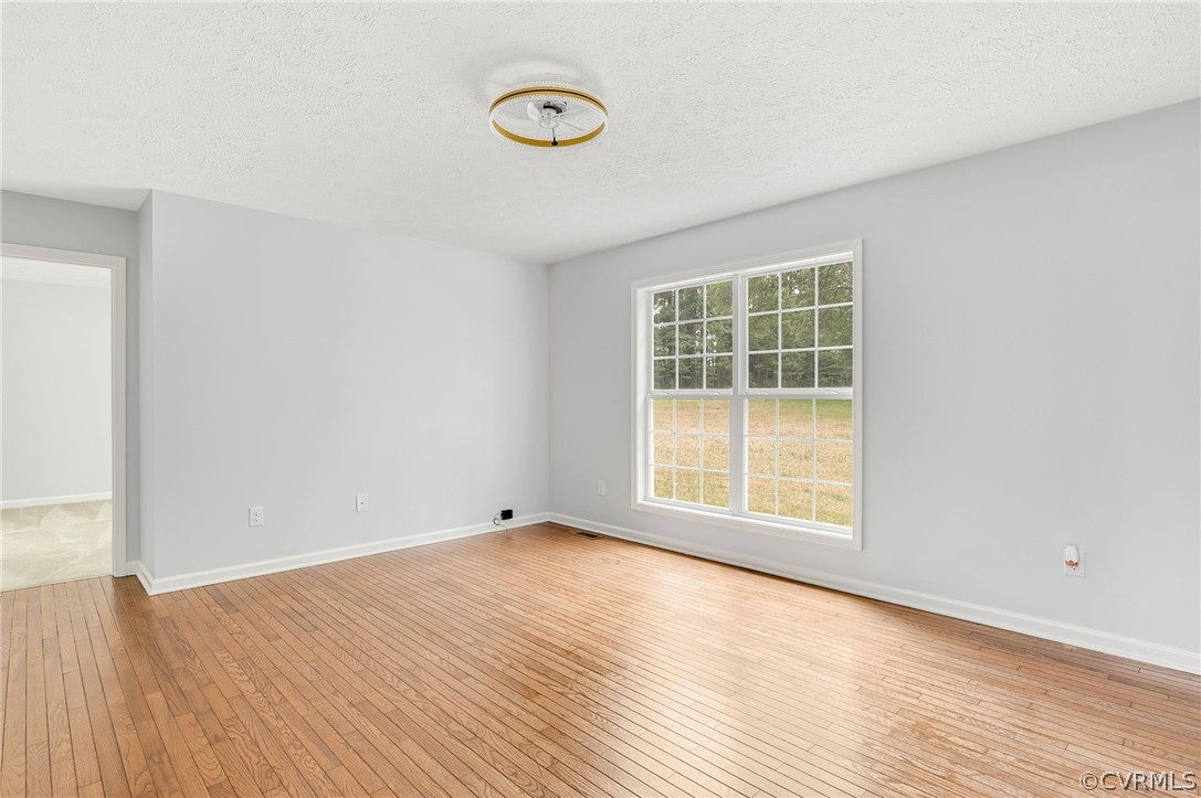 26 Spring Meadow Lane Keswick, VA 22947 - Photo 3 of 39 Gallery Image 3