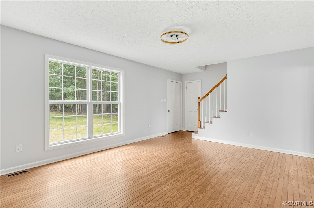 26 Spring Meadow Lane Keswick, VA 22947 - Photo 4 of 39 Gallery Image 4