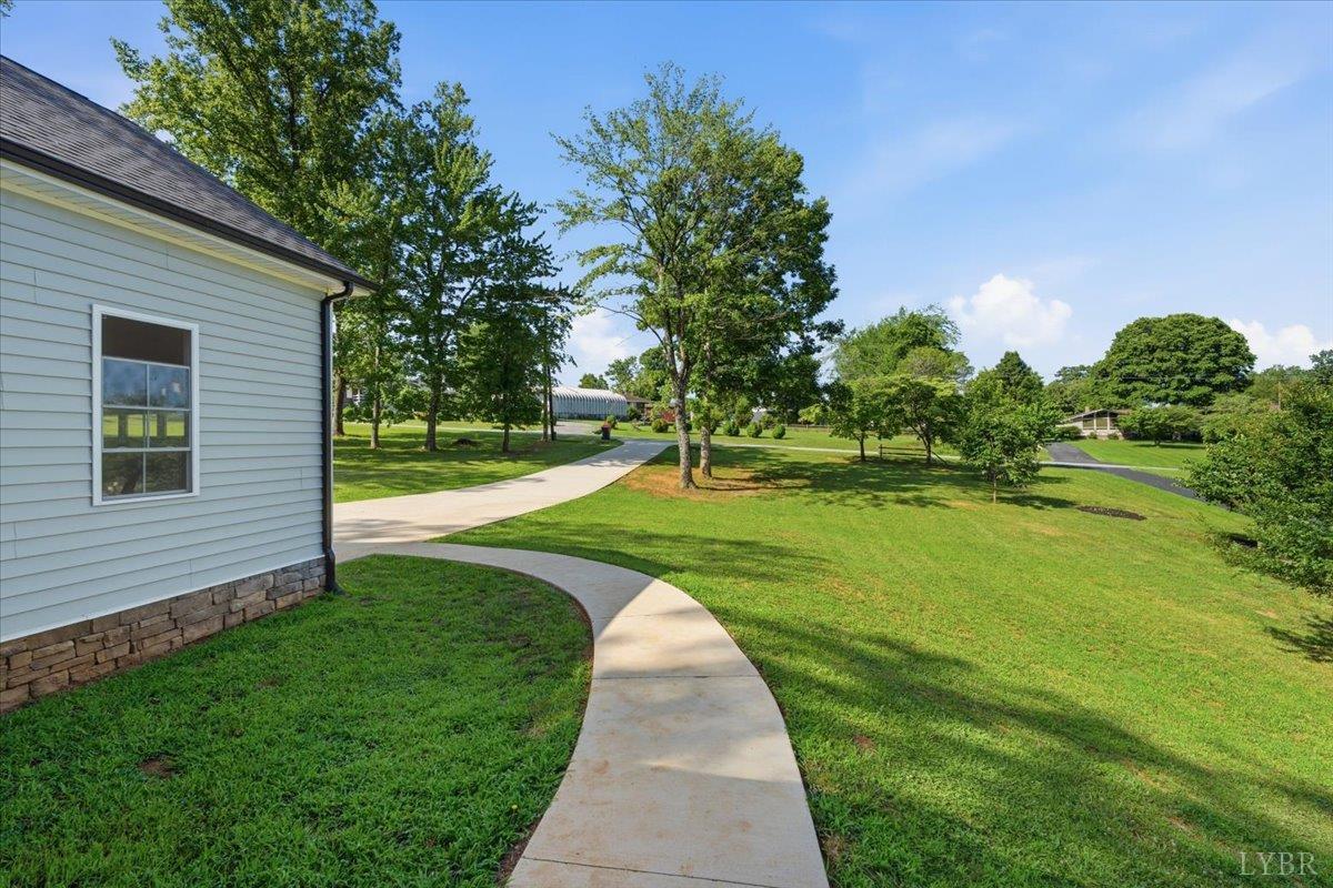 77 Hicks Road Lynchburg, VA 24502 - Photo 4 of 36