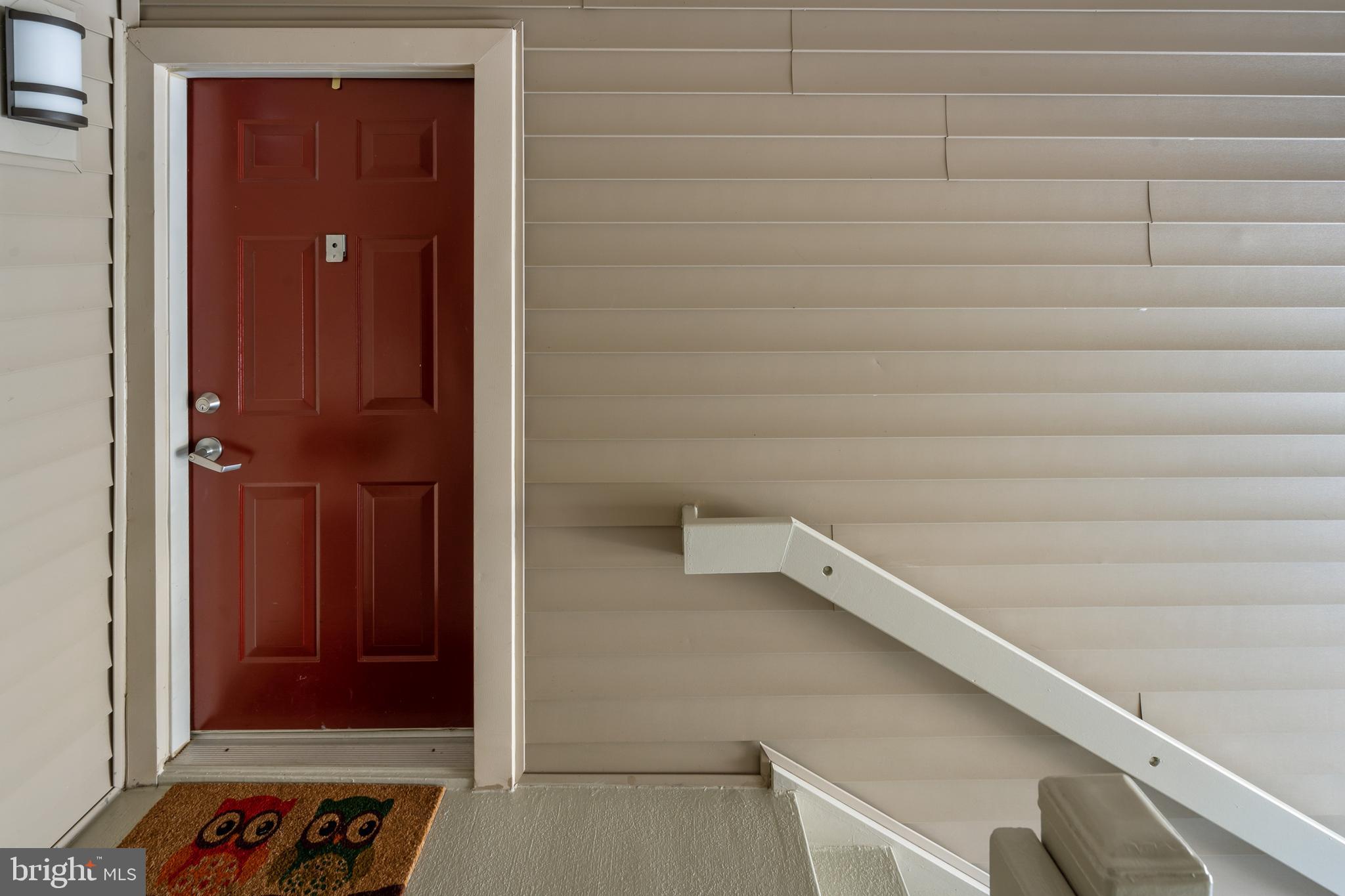 1707 Ascot Way Reston, VA 20190 - Photo 2 of 26