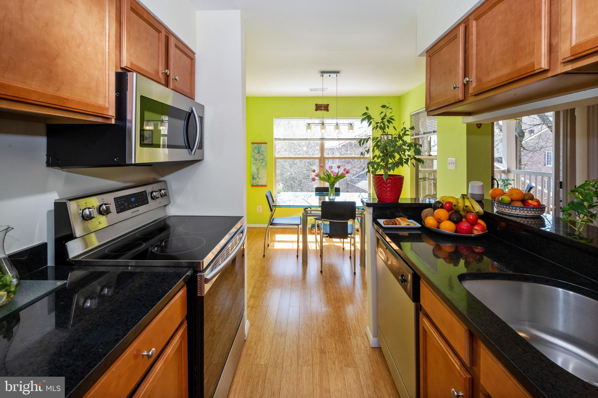 1707 Ascot Way Reston, VA 20190 - Photo 5 of 26
