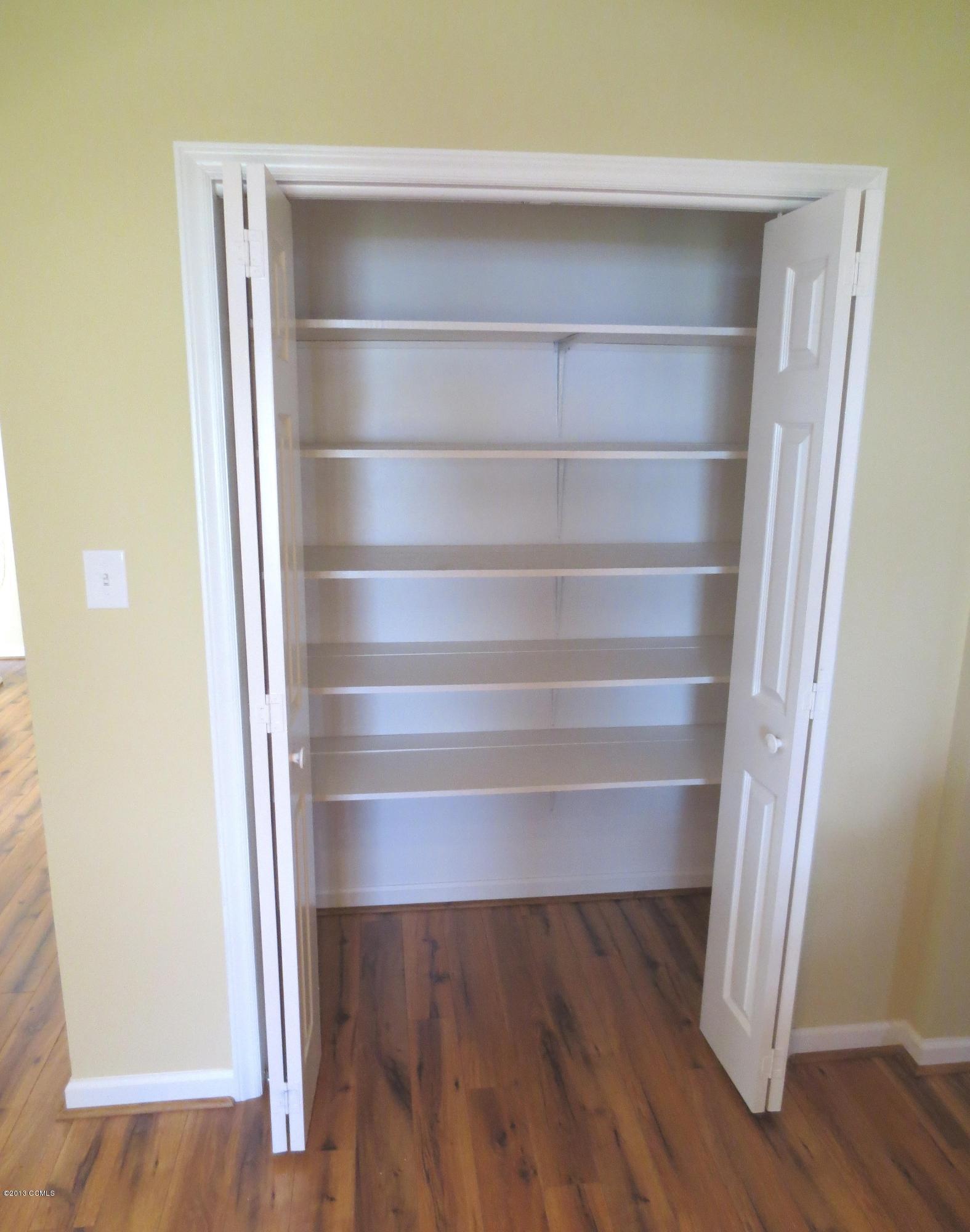3623 Country Club Road Morehead City, NC 28557 - Photo 12 of 29 3623 Country Club Oversized Pantry