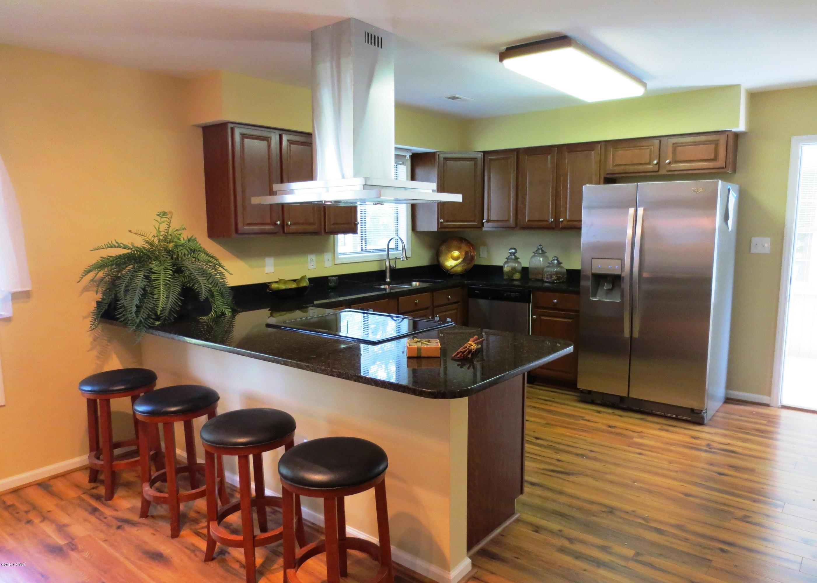 3623 Country Club Road Morehead City, NC 28557 - Photo 7 of 29 3623 Country Club All New Kitchen