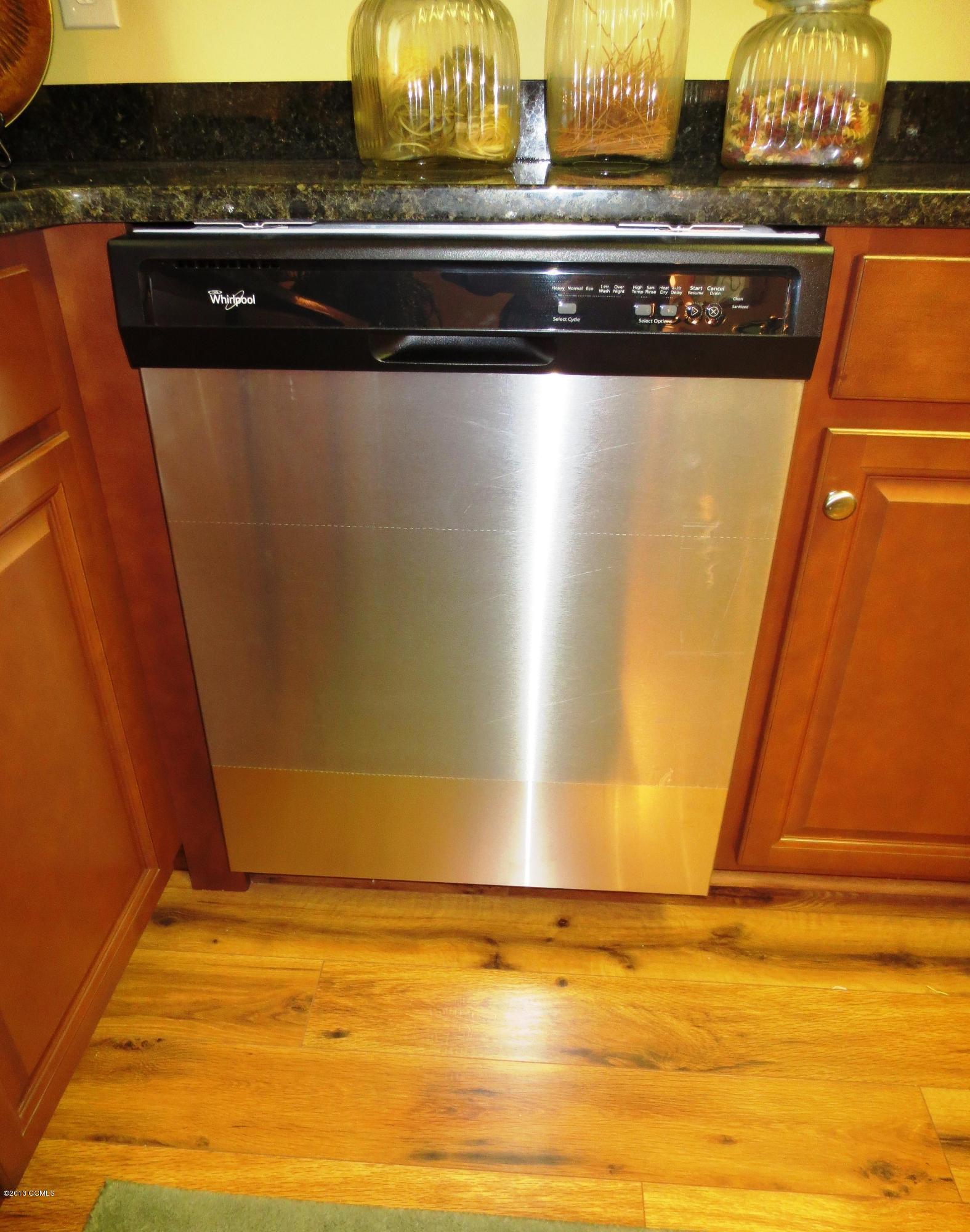 3623 Country Club Road Morehead City, NC 28557 - Photo 9 of 29 3623 Country Club New Stainless Whirlpoo