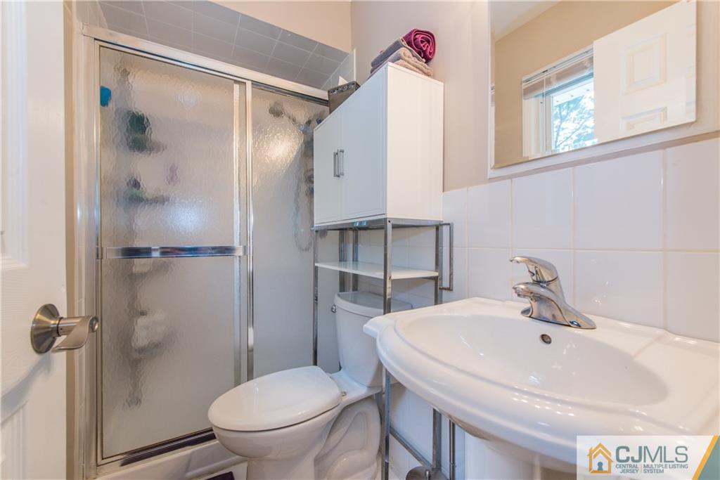 7 Sandra Road East Brunswick, NJ 08816 - Photo 12 of 19 Gallery Image 12