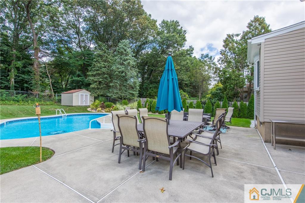 7 Sandra Road East Brunswick, NJ 08816 - Photo 17 of 19 Gallery Image 17