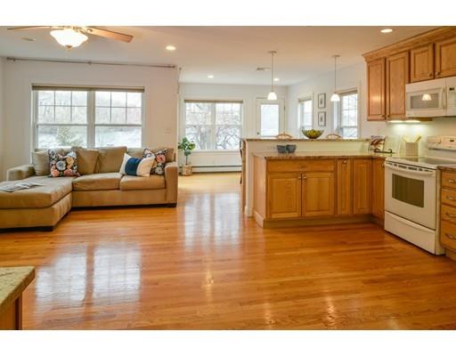 82 Hardy Pond Road Waltham, MA 02451 - Photo 4 of 24