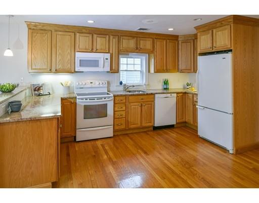 82 Hardy Pond Road Waltham, MA 02451 - Photo 8 of 24