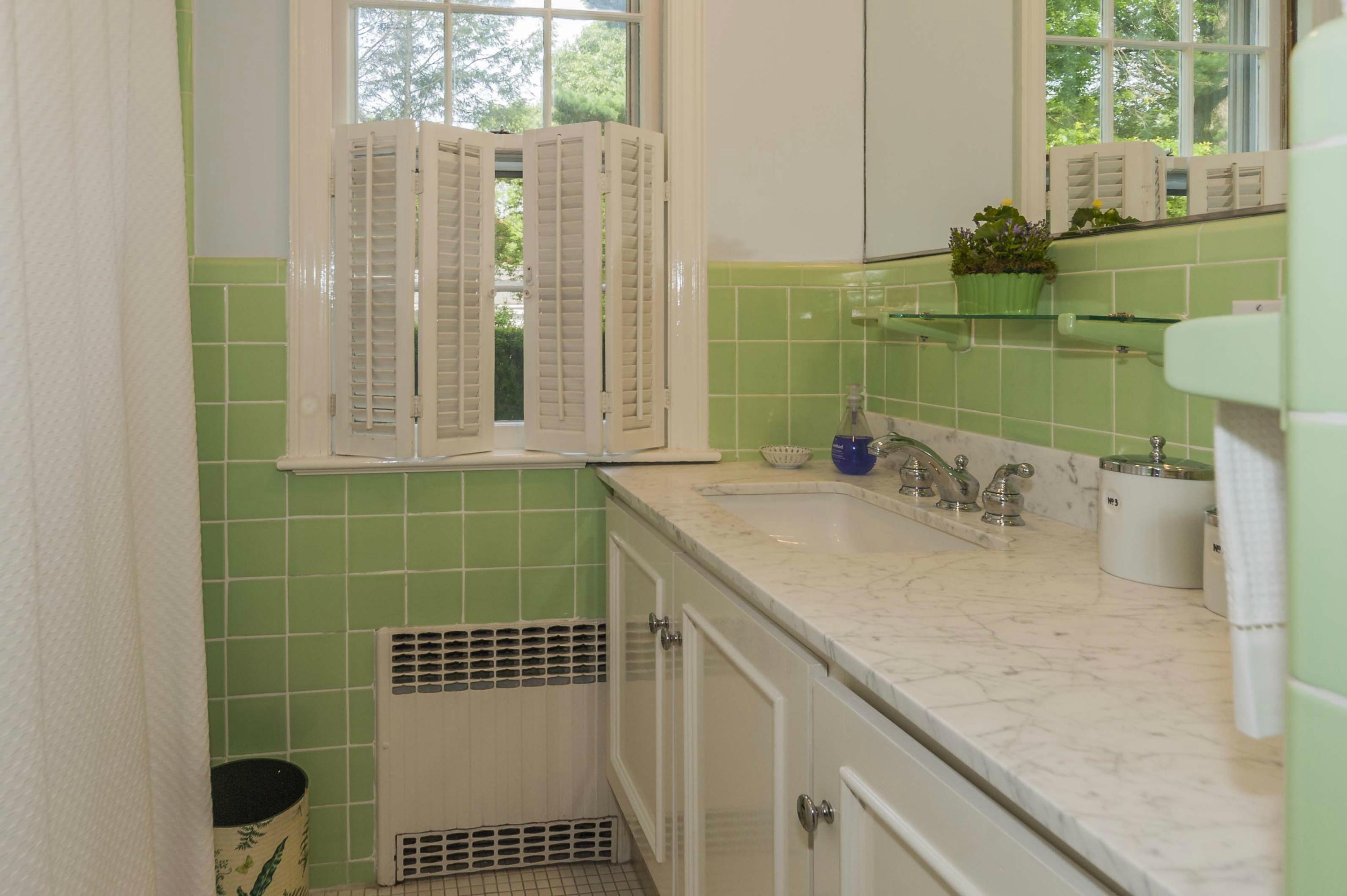 17 Wakeman Road Darien, CT 06820 - Photo 21 of 25 full bath