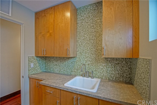 425 26th Street Manhattan Beach, CA 90266 - Photo 12 of 14