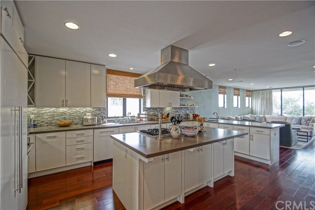 425 26th Street Manhattan Beach, CA 90266 - Photo 7 of 14