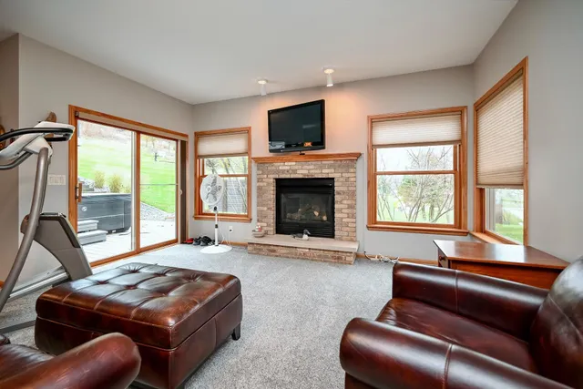 $595,000 | 56 Rivers Oak Court, Winona, MN 55987