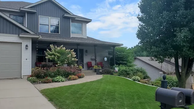 $595,000 | 56 Rivers Oak Court, Winona, MN 55987