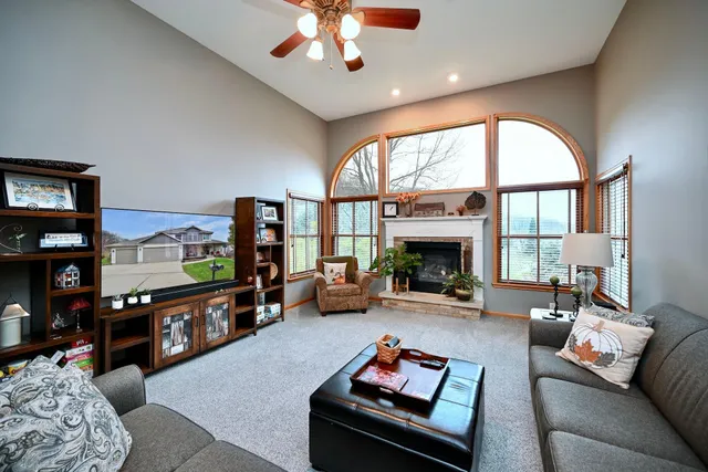 $595,000 | 56 Rivers Oak Court, Winona, MN 55987