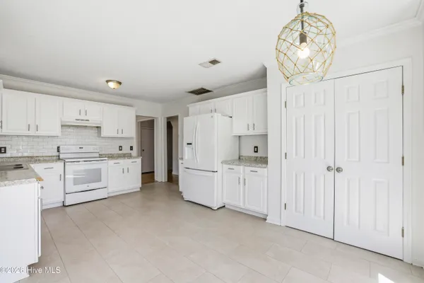 $334,900 | 103 Exeter Court, Burgaw, NC 28425