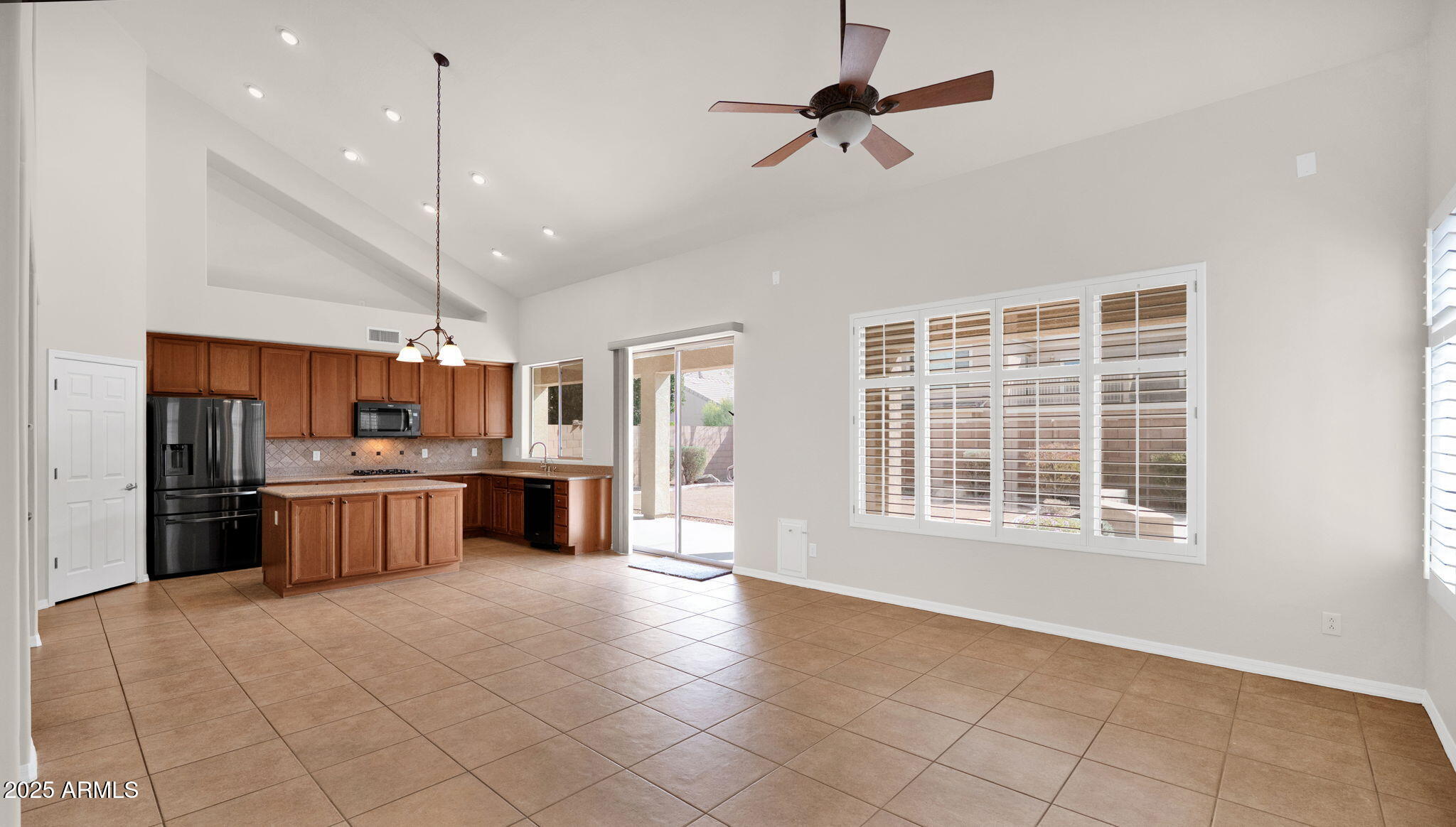 3411 West Restin Road Phoenix, AZ 85086 - Photo 22 of 54 22-web-or-mls-P1243561