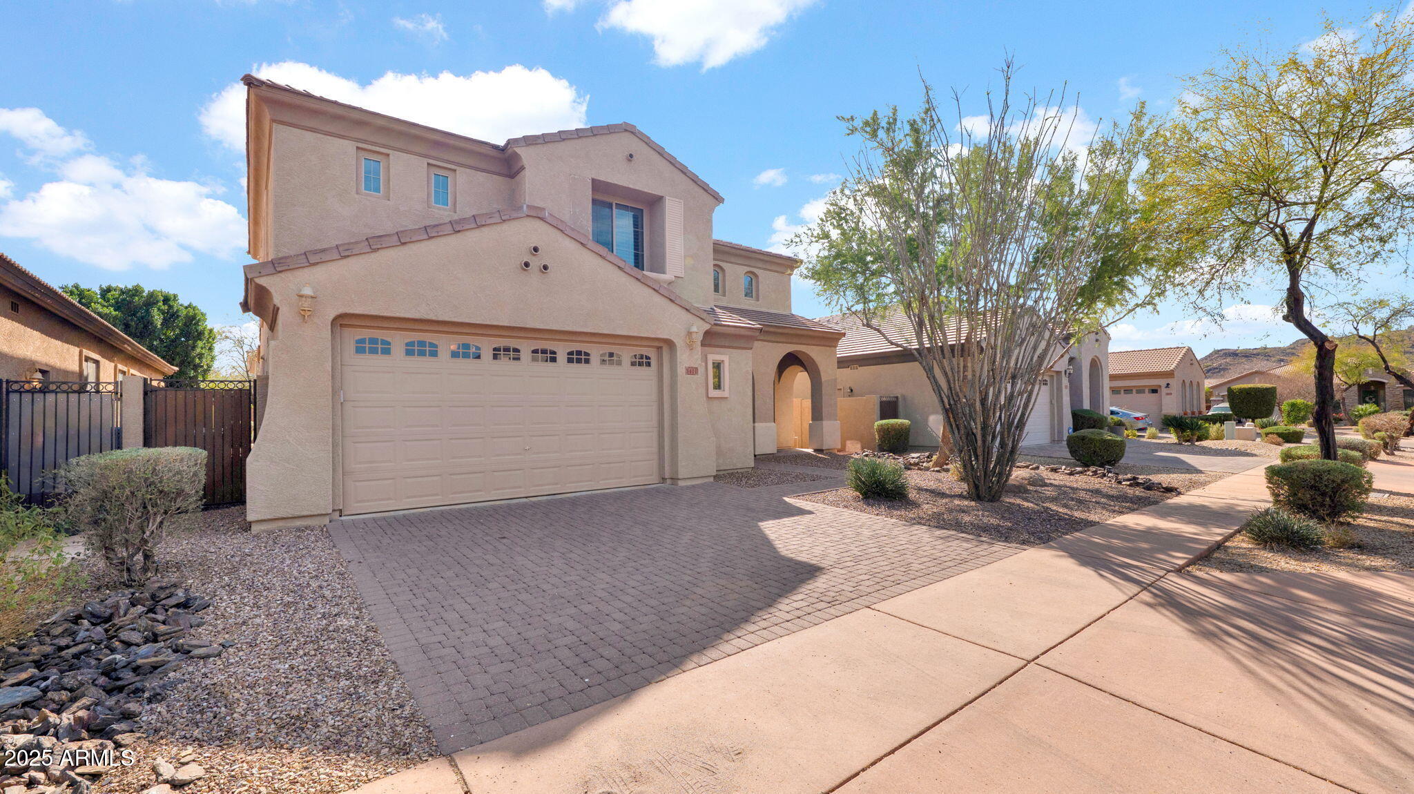 3411 West Restin Road Phoenix, AZ 85086 - Photo 4 of 54 4-web-or-mls-P1243631