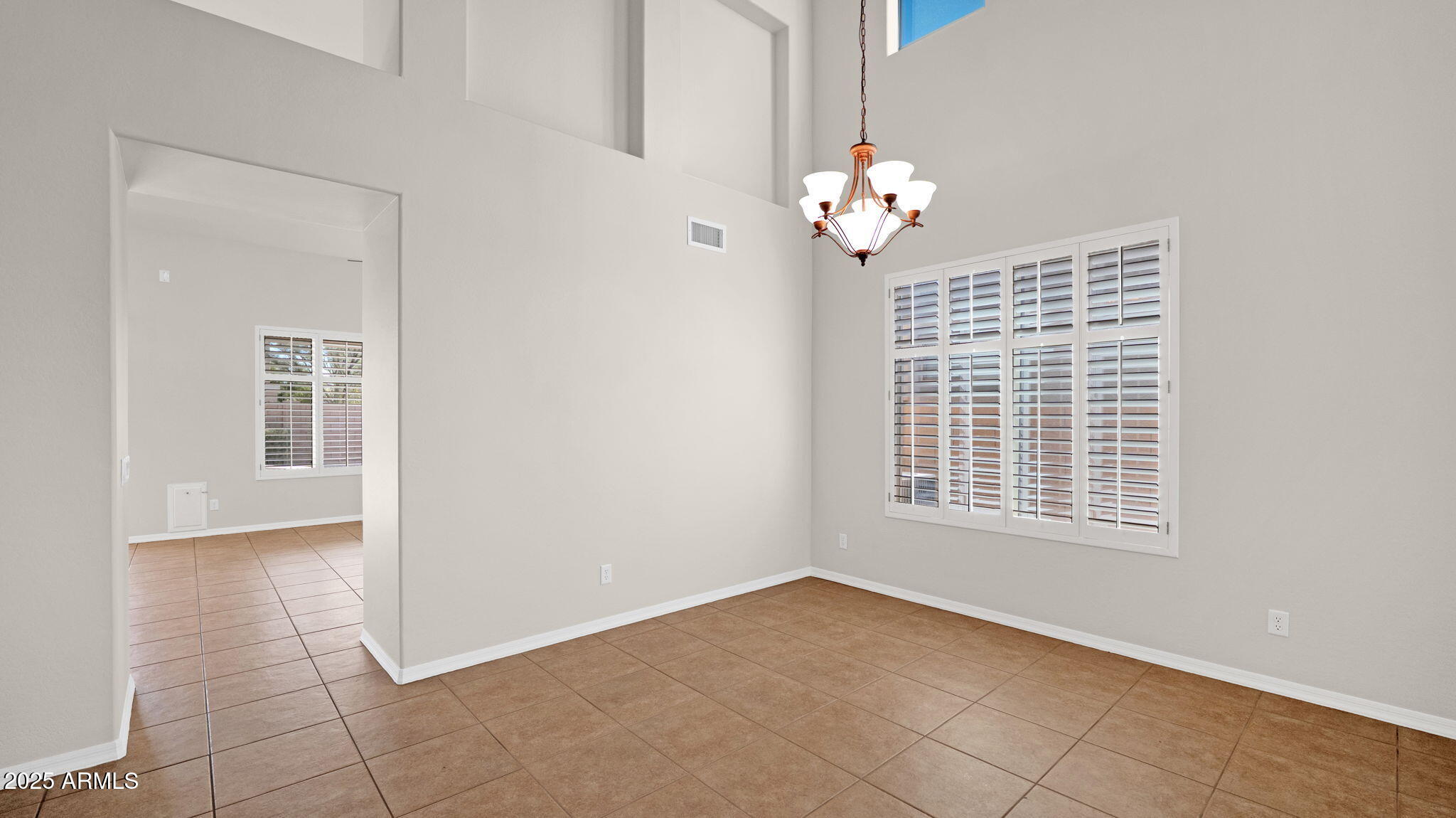 3411 West Restin Road Phoenix, AZ 85086 - Photo 10 of 54 10-web-or-mls-P1243587