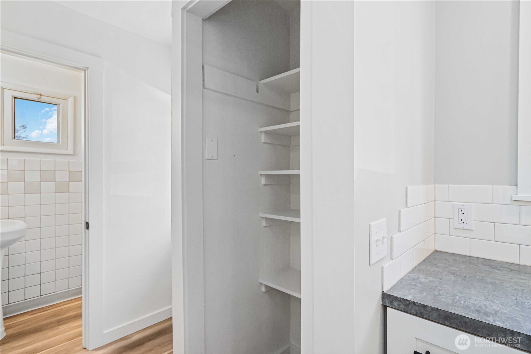 753 Southeast Sumner Street Camas, WA 98607 - Photo 22 of 37 a view of cabinets and utility room