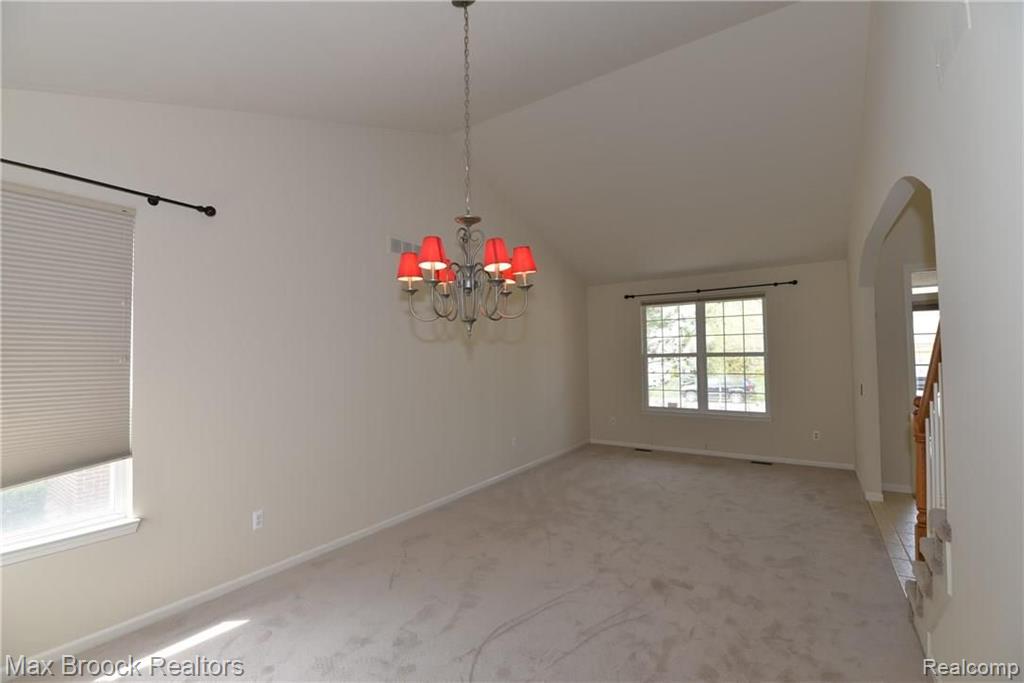 2407 Jackson Drive Rochester Hills, MI 48309 - Photo 10 of 56