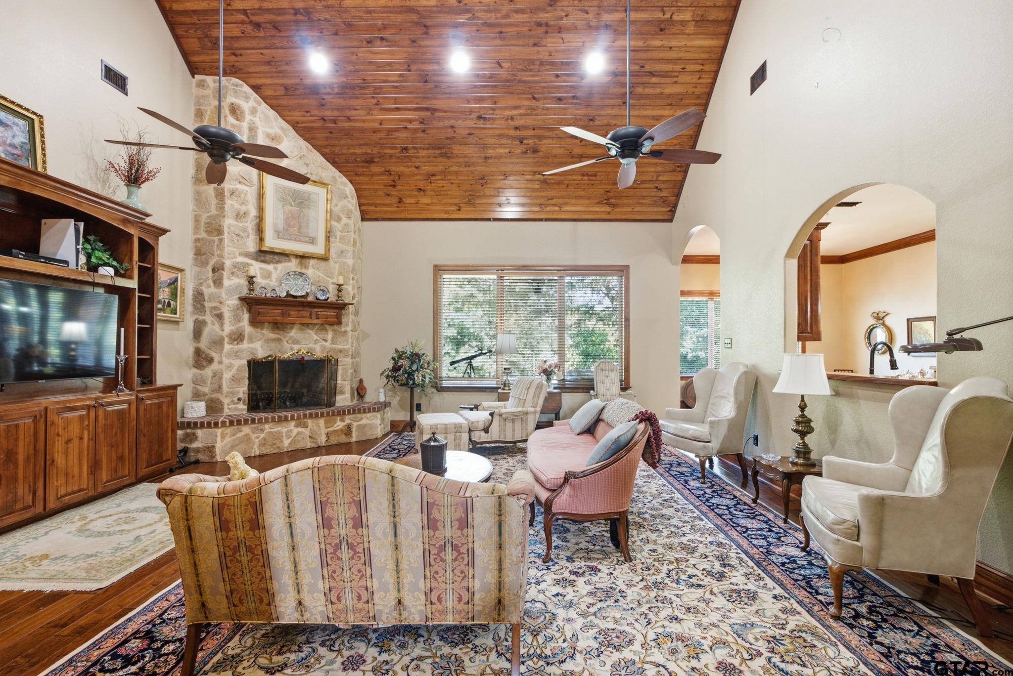 20774 Virginia Road Flint, TX 75762 - Photo 7 of 42 Gallery Image 7