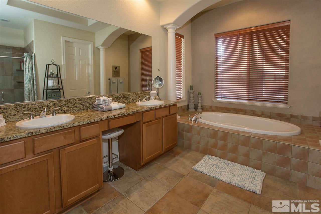10880 Serratina Drive Reno, NV 89521 - Photo 13 of 25 Photo 13