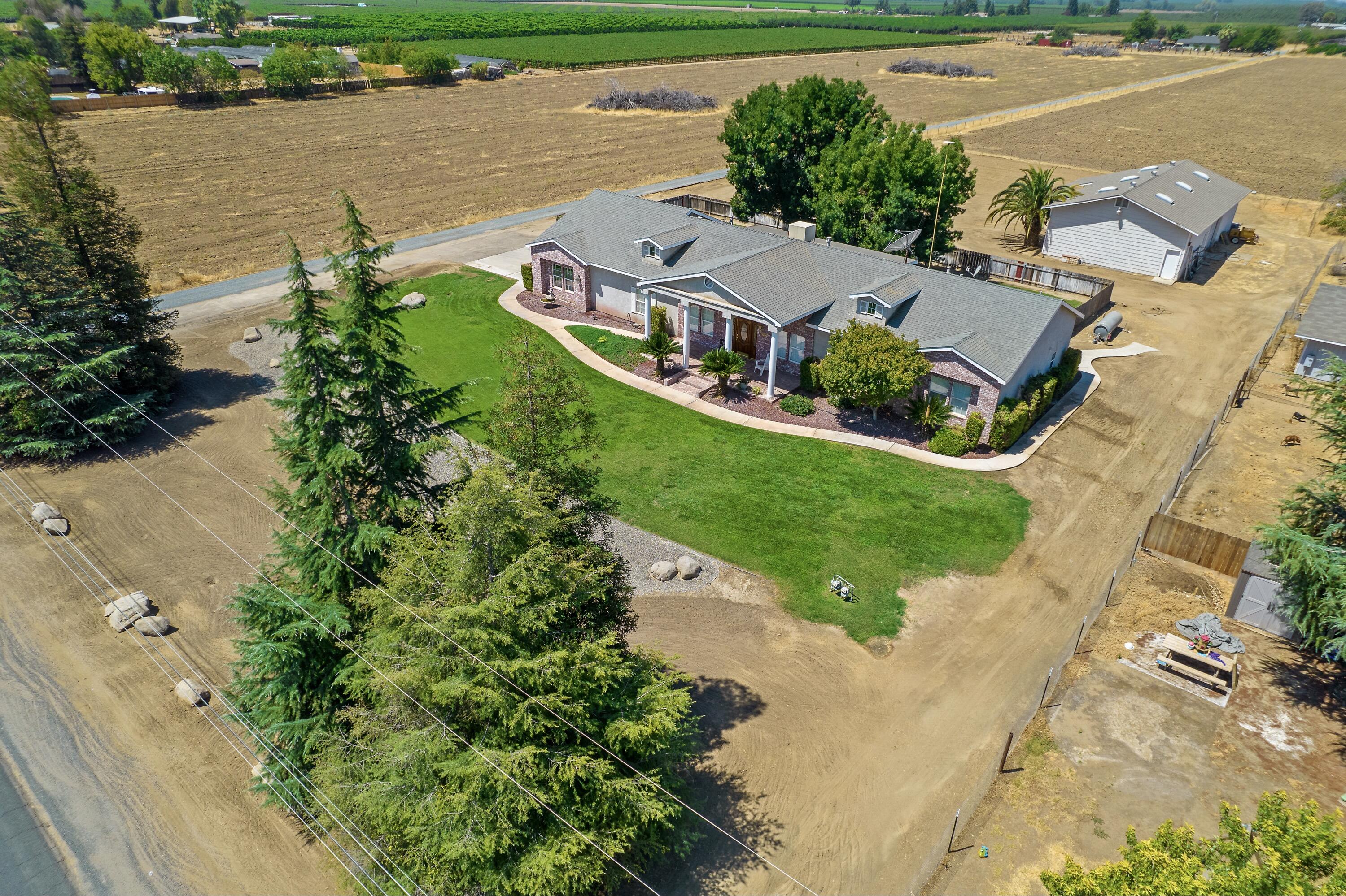 595 South Anderson Road Exeter, CA 93221 - Photo 61 of 61 09156F24-6E47-4E2F-90CB-40728B2E47BE_1_2