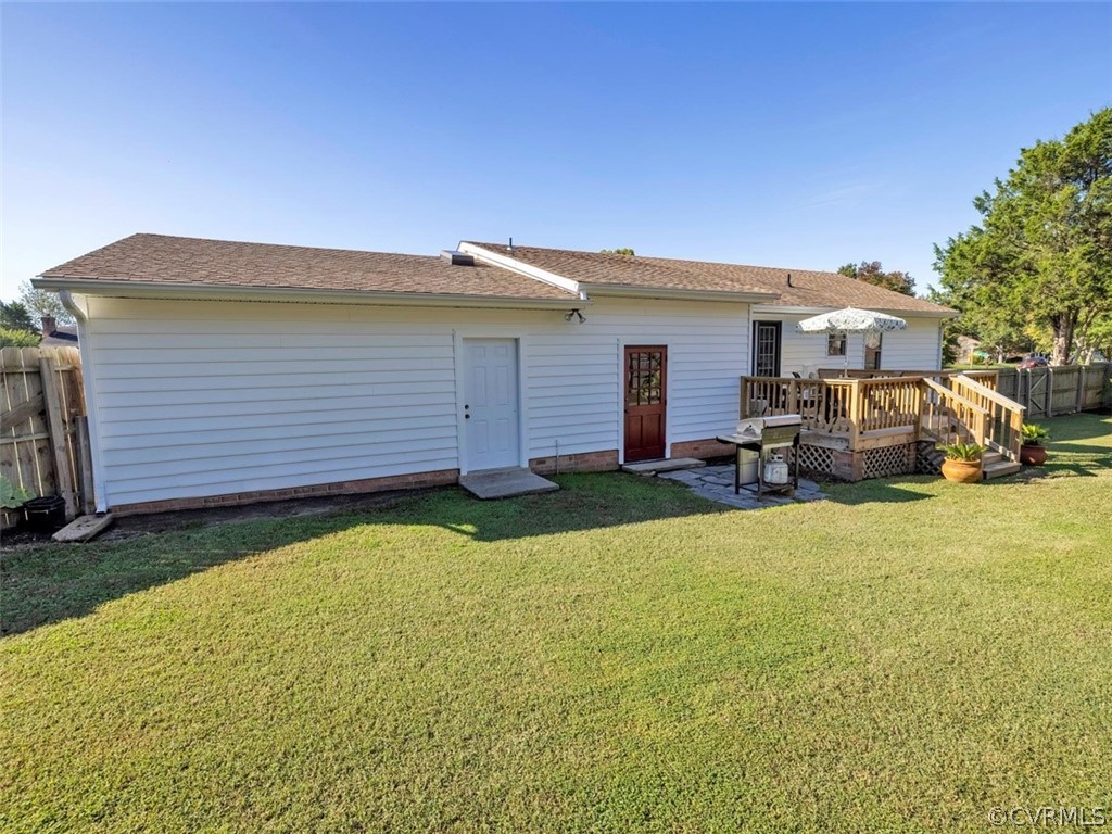 12020 Gardengate Road Midlothian, VA 23112 - Photo 23 of 25 a view of a house with a backyard