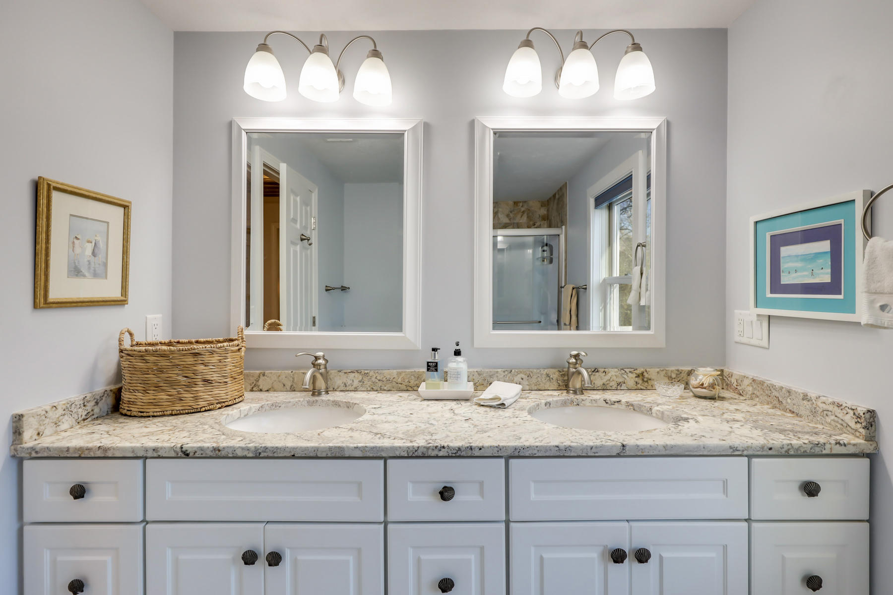 2 Packet Landing Orleans, MA 02653 - Photo 48 of 61 2nd Floor Bath