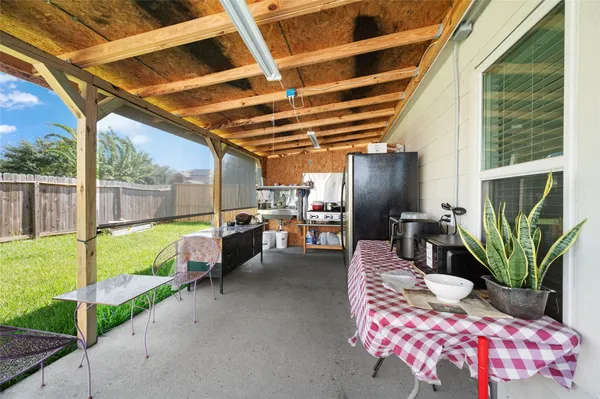 $2,600 | 12031 Blade Borough Court, Houston, TX 77089
