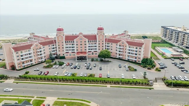 $3,300 | 2 Richmond Road, Unit 4, Lido Beach, NY 11561