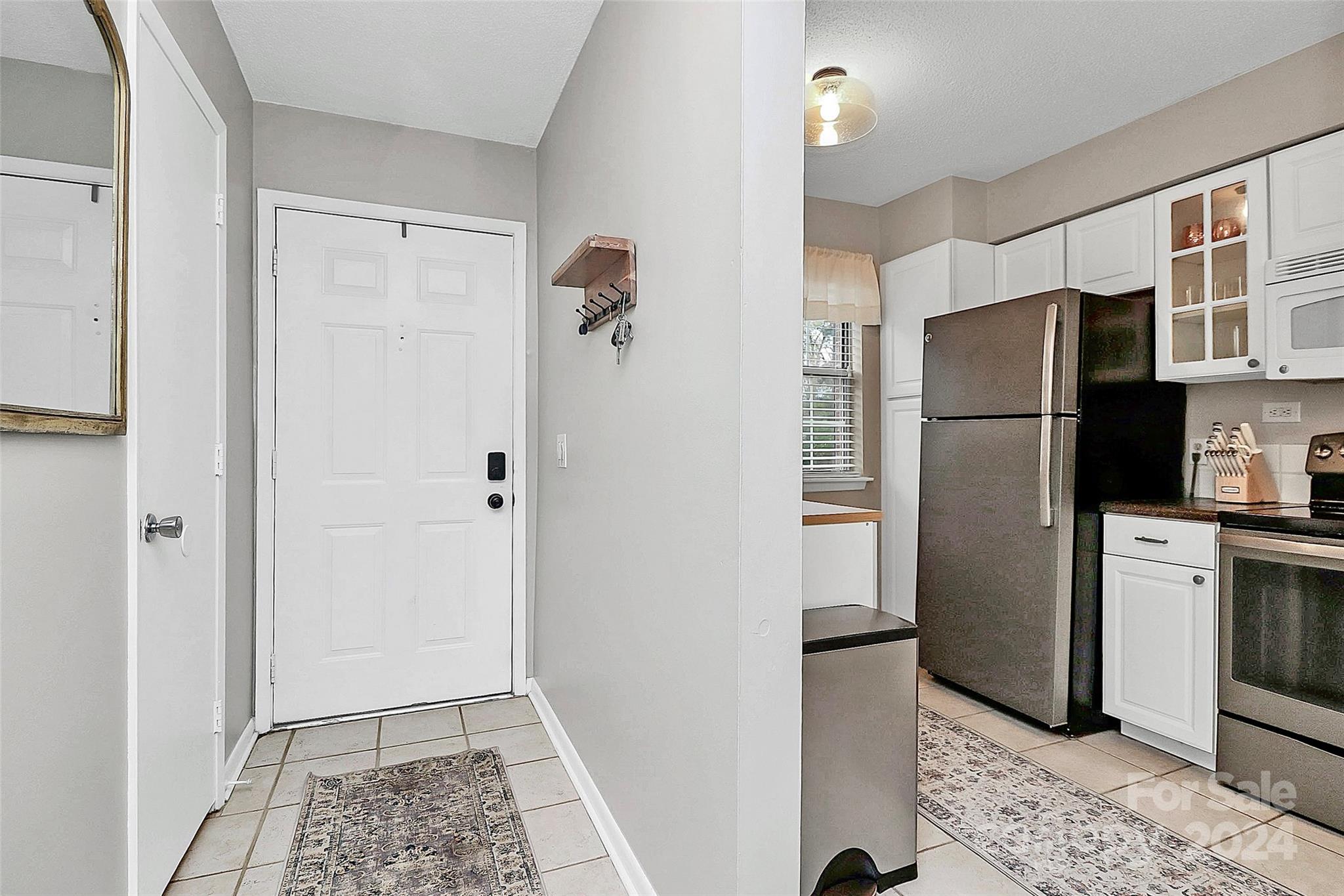 6019 Heath Valley Road Charlotte, NC 28210 - Photo 8 of 44 Gallery Image 8