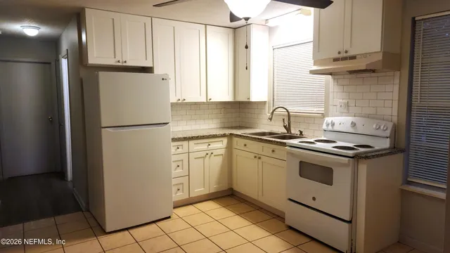 $1,400 | 365 Southeast Castillo Terrace, Unit 101, Lake City, FL 32025