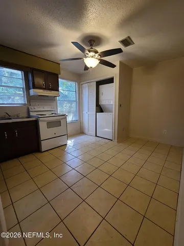 $1,400 | 365 Southeast Castillo Terrace, Unit 101, Lake City, FL 32025