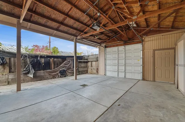 $449,900 | 237 Church Avenue, Oakdale, CA 95361