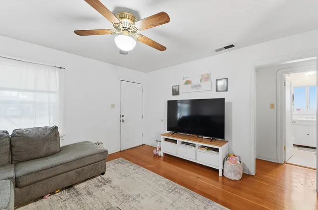 $449,900 | 237 Church Avenue, Oakdale, CA 95361