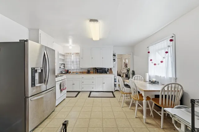 $449,900 | 237 Church Avenue, Oakdale, CA 95361