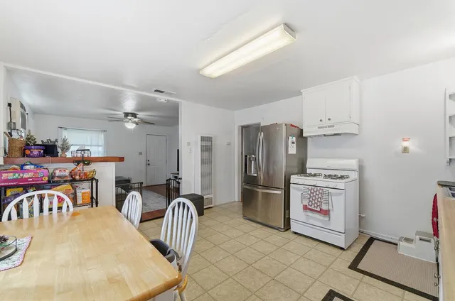 $449,900 | 237 Church Avenue, Oakdale, CA 95361