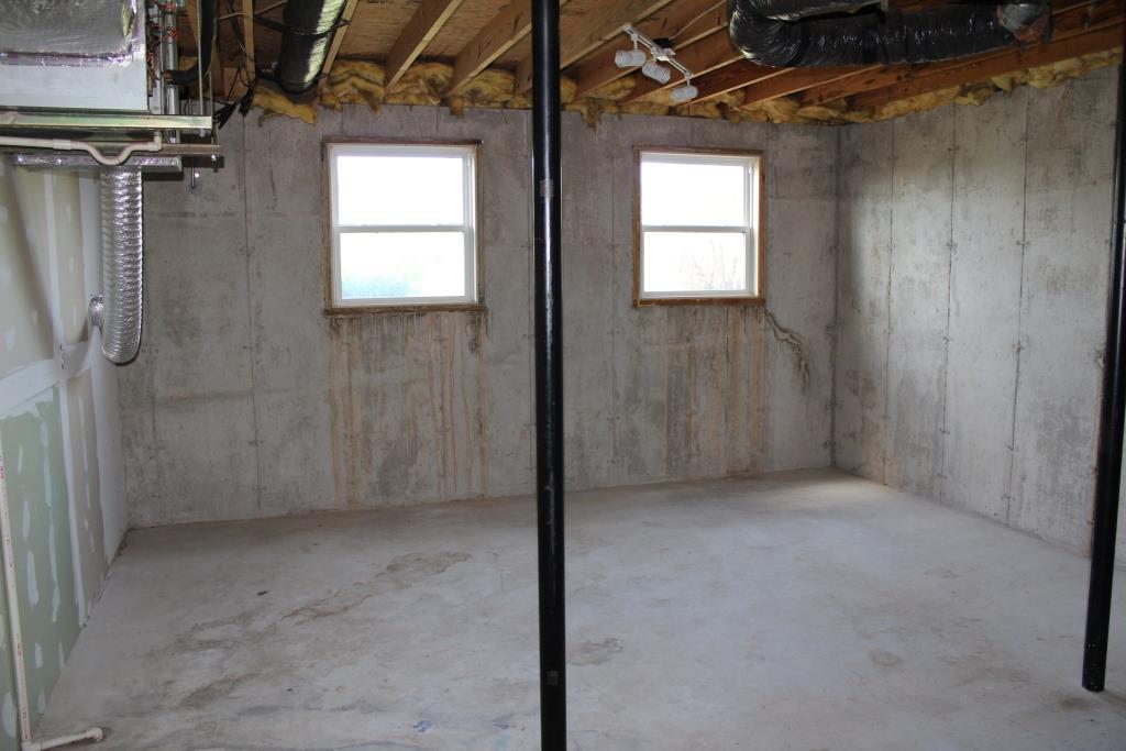 2090 Alean Road Wirtz, VA 24184 - Photo 20 of 24 Basement