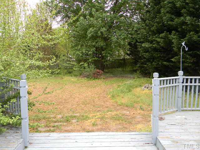 4208 Live Oak Road Raleigh, NC 27604 - Photo 10 of 12