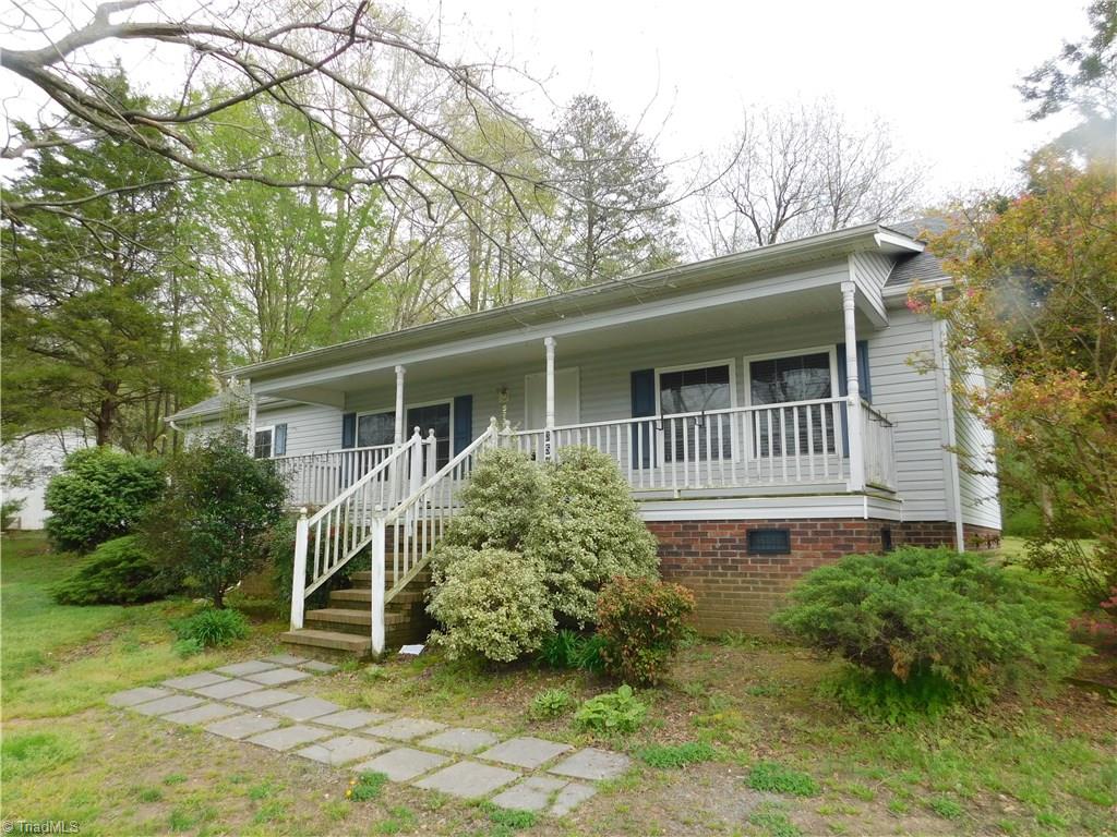 351 East Ridge Street Ramseur, NC 27316 - Photo 3 of 19 Gallery Image 3