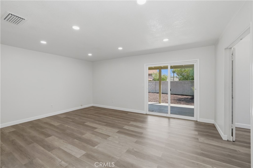 1375 North Chestnut Avenue Rialto, CA 92376 - Photo 19 of 45