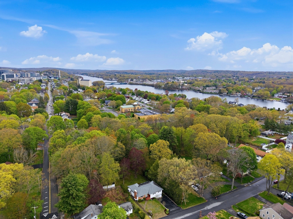 1 Ayrshire Road Worcester, MA 01604 - Photo 36 of 41 a view of a city