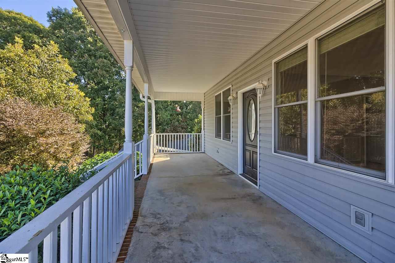 738 Belle Shoals Road Pickens, SC 29671 - Photo 4 of 29