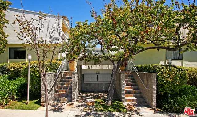 $6,495 | 1133 24th Street, Unit 2, Santa Monica, CA 90403