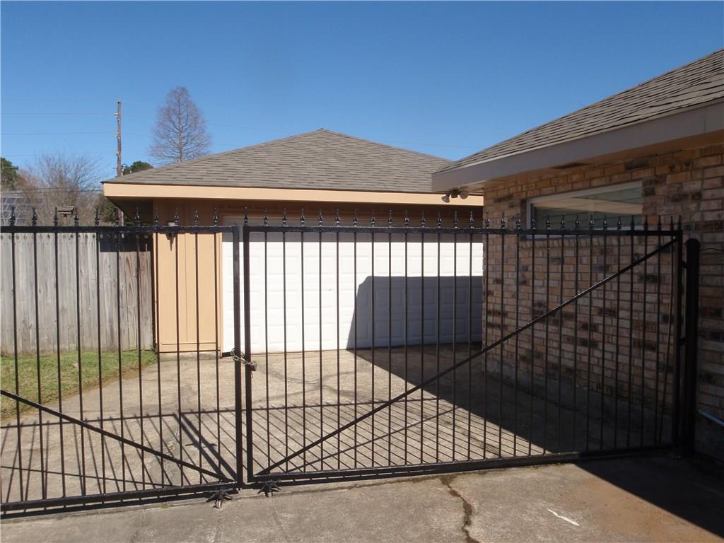 337 Somerset Road Laplace, LA 70068 - Photo 3 of 18 Gallery Image 3