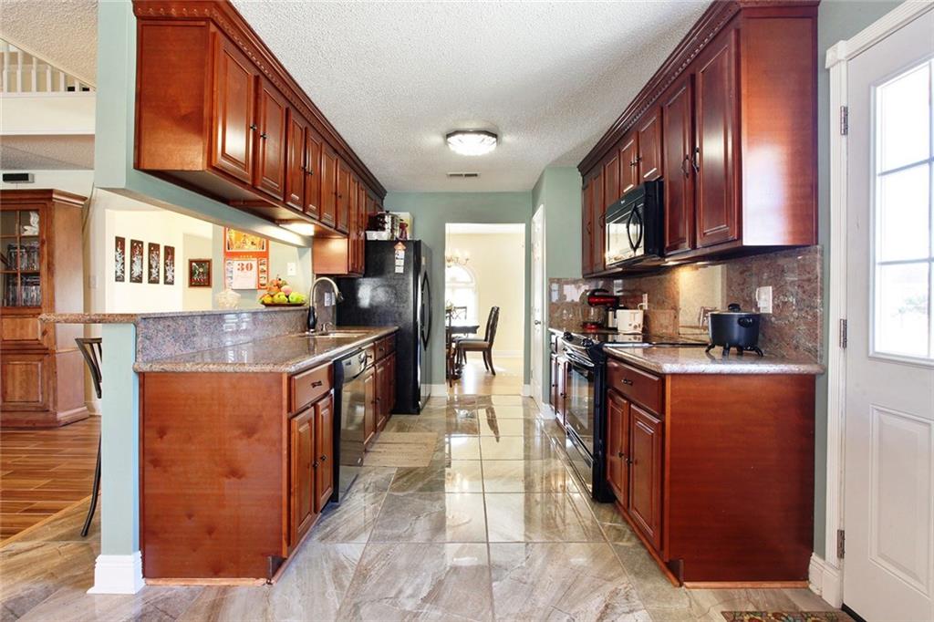 337 Somerset Road Laplace, LA 70068 - Photo 5 of 18 Gallery Image 5