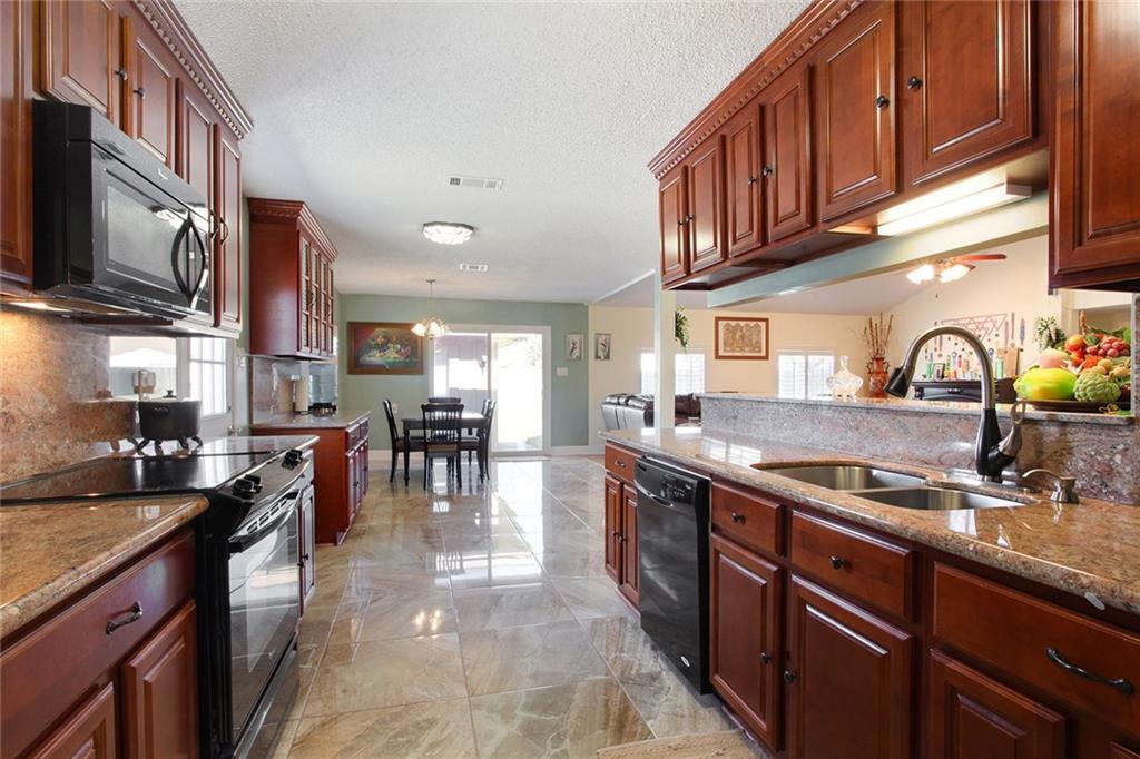 337 Somerset Road Laplace, LA 70068 - Photo 6 of 18 Gallery Image 6