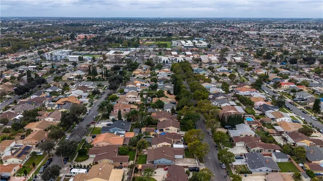 $777,000 | 1644 West Wisteria Place, Santa Ana, CA 92703