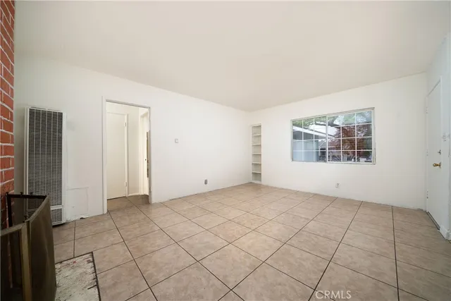 $777,000 | 1644 West Wisteria Place, Santa Ana, CA 92703